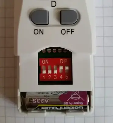 Controlling RF outlets from a Raspberry Pi - chester's blog